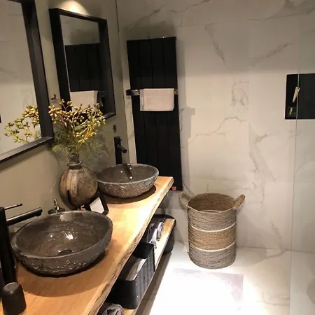 فندق مبيت وإفطار De Rekkendonken