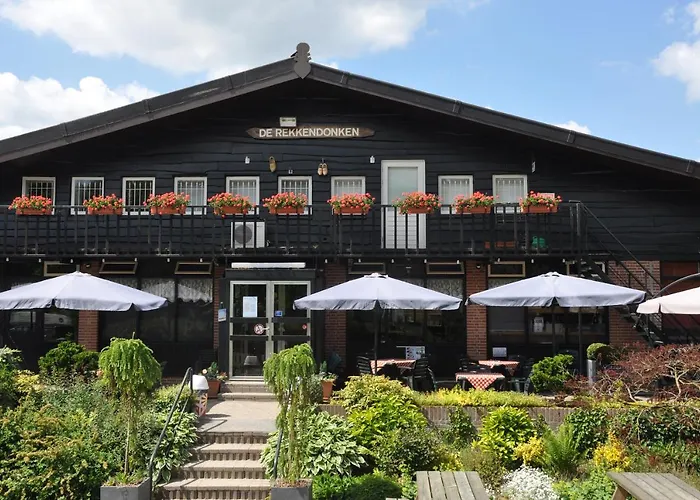 De Rekkendonken 4*